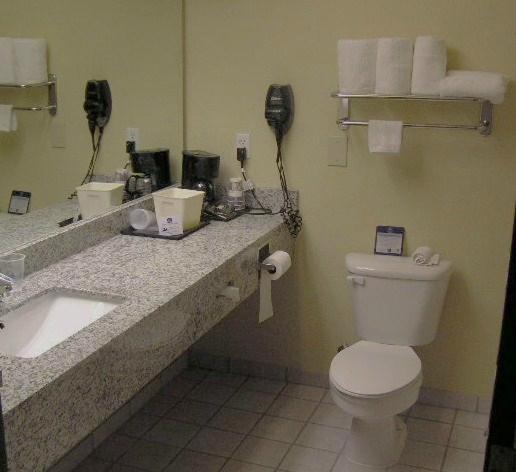 Quality Inn And Suites Fort Worth Bagian luar foto