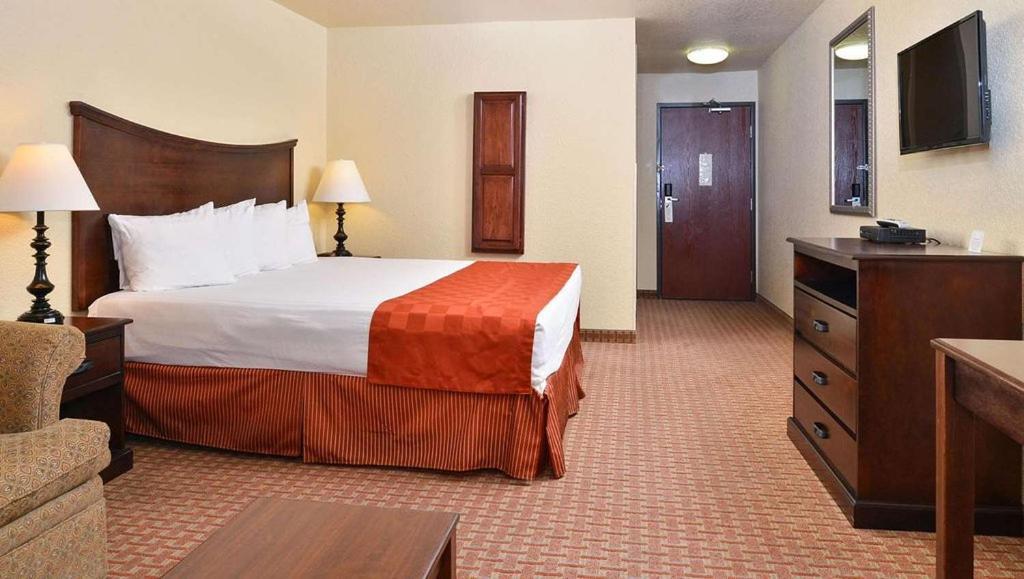 Quality Inn And Suites Fort Worth Bagian luar foto